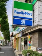 ファミリーマート　東高円寺駅前店