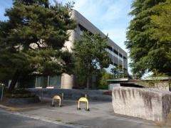 長野市立長野図書館