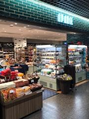 アバンセ　紙屋町シャレオ店