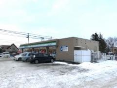 ファミリーマート　札幌新琴似１番通店