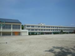小坂井西小学校