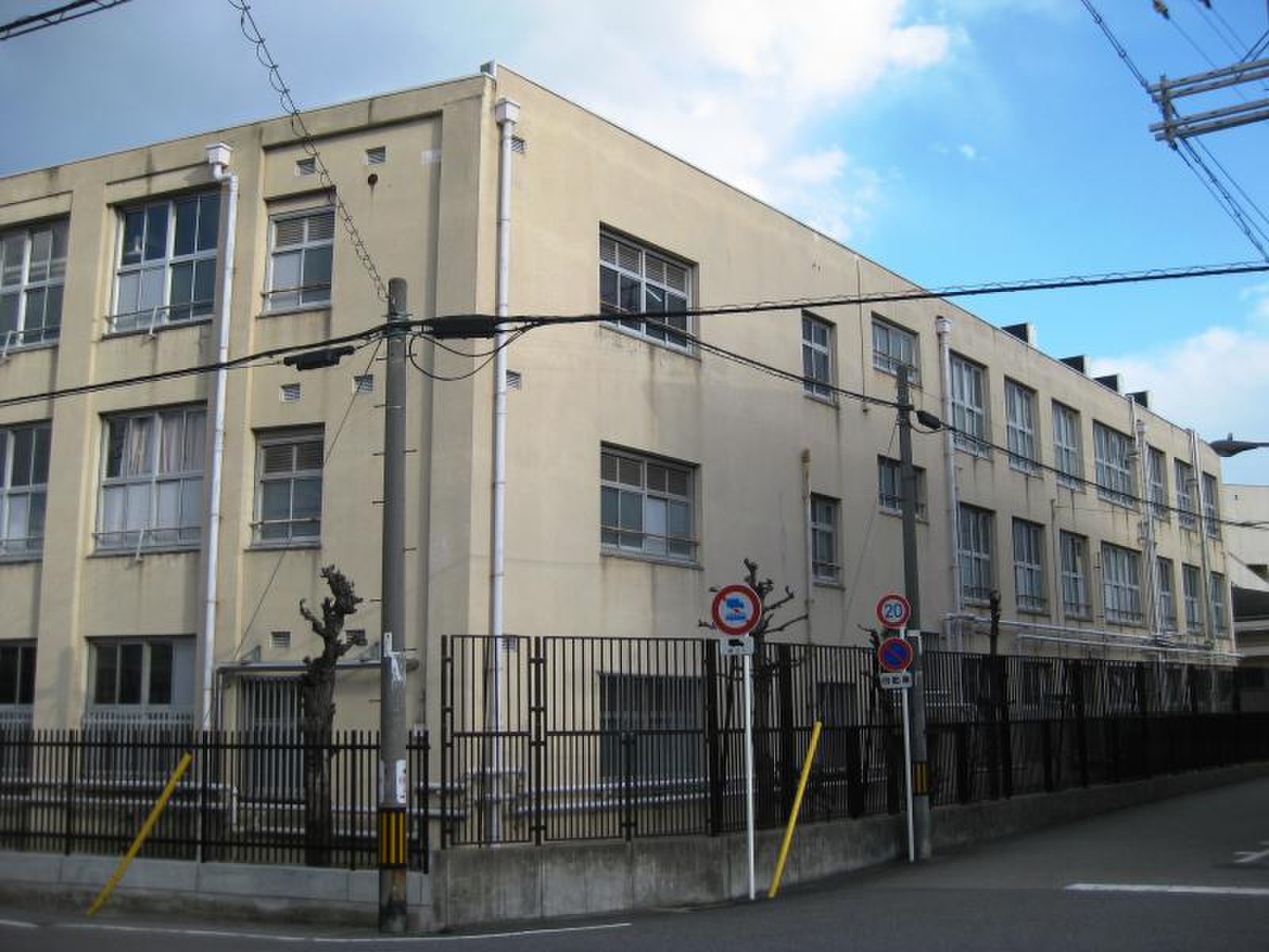 大阪 市立 淀 中学校