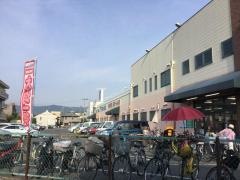 万代　八尾店