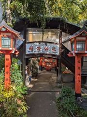 守居神社