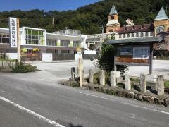 「護国神社前」バス停留所