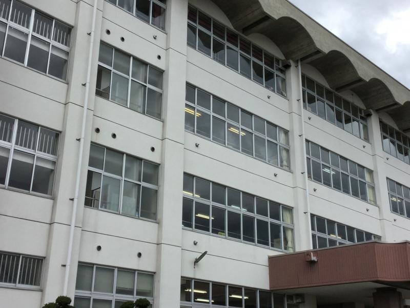 第六中学校