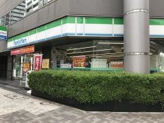 ファミリーマート　新川中央大橋店