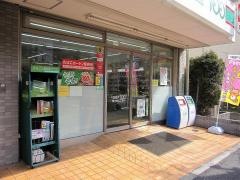 ローソンストア100　荒川町屋二丁目店