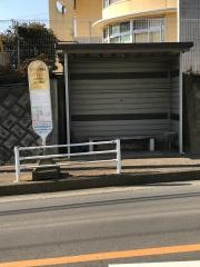 「ひかり幼稚園前」バス停留所