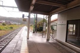 石地駅