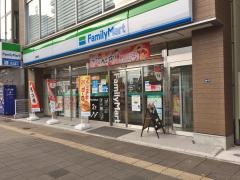ファミリーマート名駅南店