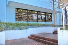 江戸川区立葛西図書館