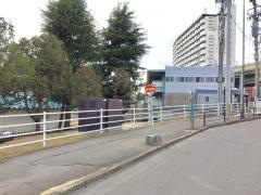 「苦竹駅前」バス停留所