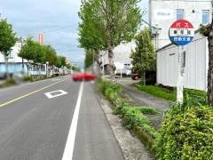 「東年見」バス停留所