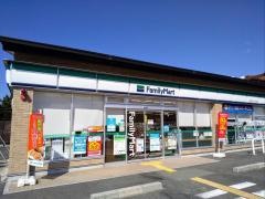 ファミリーマート　彦根ミシガン通り店