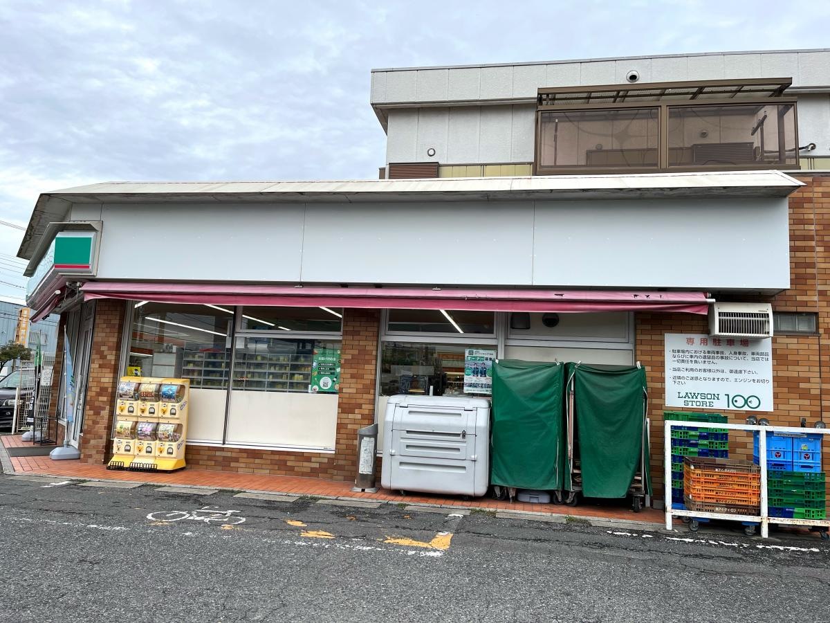 ローソンストア100北春日部店