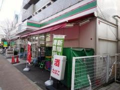 ローソンストア100　西台駅前店
