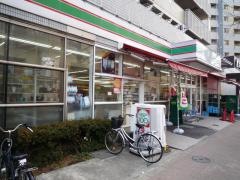 ローソンストア100　西台駅前店