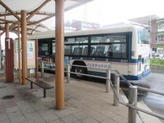 「八潮駅南口」バス停留所