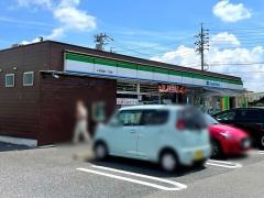 ファミリーマート　小牧岩崎一丁目店