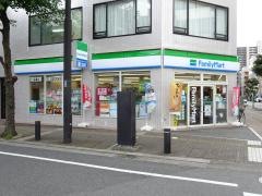 ファミリーマート　千葉新宿店