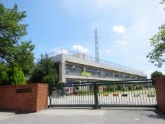 里小学校