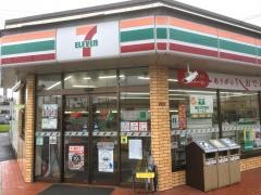 セブンイレブン　枚方中宮山戸町店