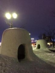 横手の雪まつり　かまくら・ぼんでん