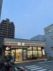セブンイレブン　名古屋千代田３丁目店