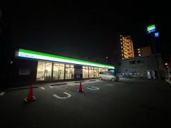 ファミリーマート　姫里一丁目店
