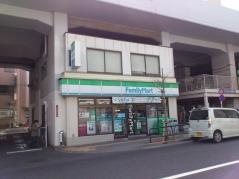 ファミリーマート　高円寺駅東店