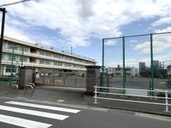 有鹿小学校