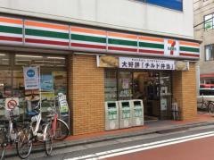 セブンイレブン　西宮北口駅北店