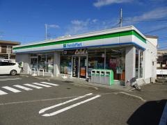 ファミリーマート　平塚四之宮店