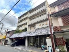 観光旅館ホテル近江屋