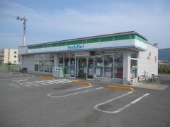 ファミリーマート　鴨島内原店