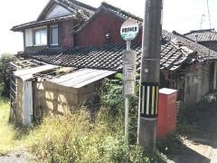 「伊都多神社前」バス停留所