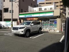 ファミリーマート　那古野南店
