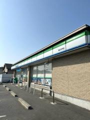 ファミリーマート　蟹江学戸店