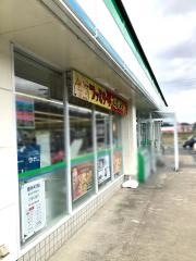 ファミリーマート　水沢真城土手根店