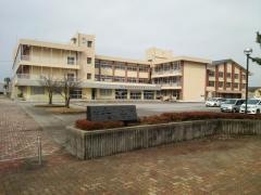中央小学校