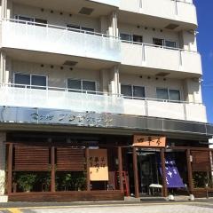 プラザホテル１階レストラン部四季亭