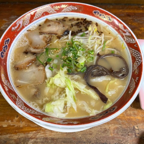 どんどんラーメン／ホームメイト