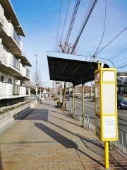 「津々山台二丁目東」バス停留所