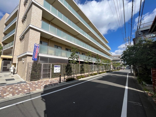 有料老人ホーム　サニーライフ板橋徳丸 建物全景