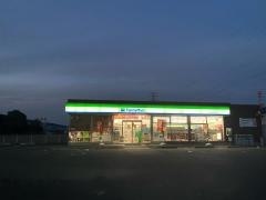 ファミリーマート　前橋元総社町店