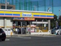 ミニストップ　安八氷取店