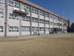 蔵持小学校