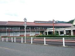 真庭市立湯原中学校