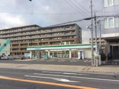 ファミリーマート　佐伯区役所前店